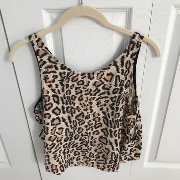 Tops4-pc Set Junior Size Medium Old Navy,Aeropostale,American Eagle,L..A. Hearts - Picture 5 of 14